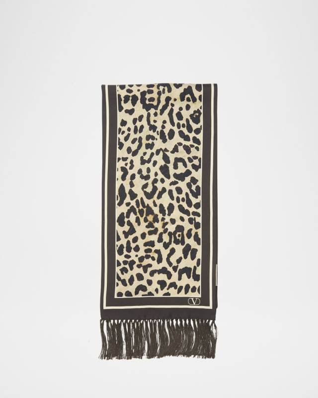 Animal Twill Fringe Scarf